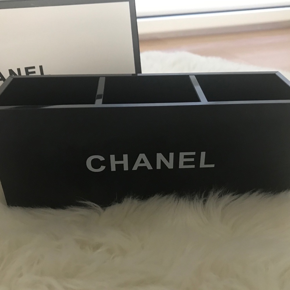 Acrylic organizer
